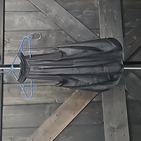 Very nice fancy elegant banana republic.Size, extra large top - Picture 2 of 3